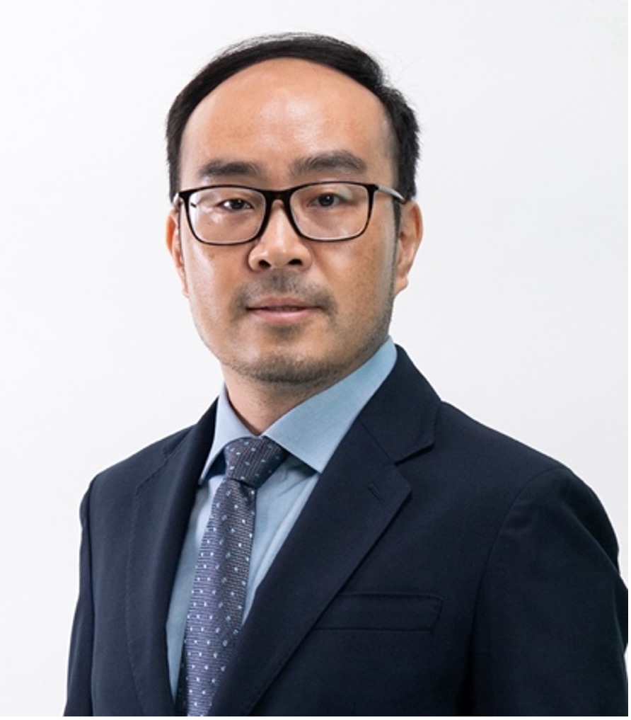 Dr Kanyi Pu